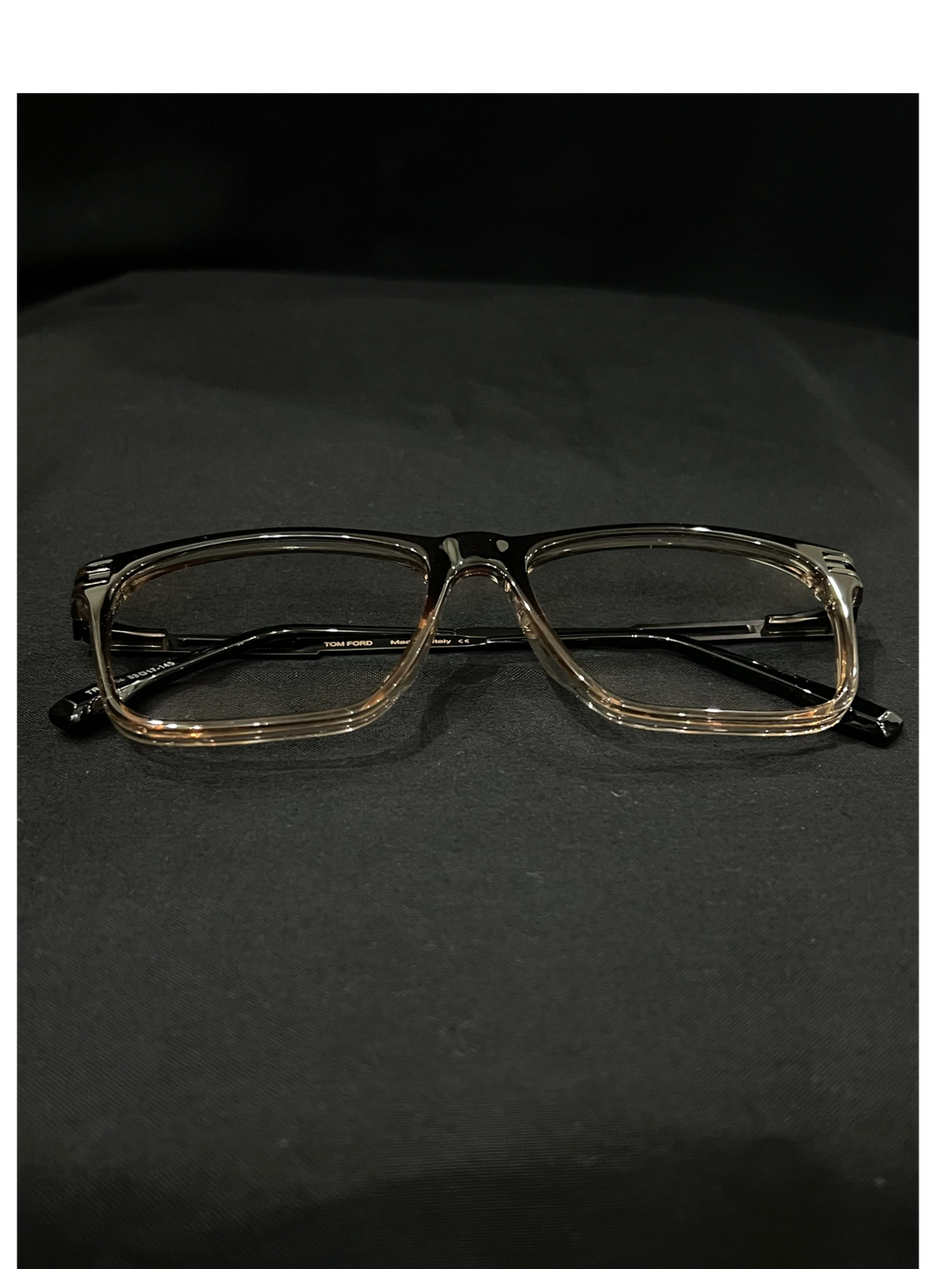 OPTICA JERRY clear rectangular frames with gold accents and anti-blue ray lenses. Medium size.