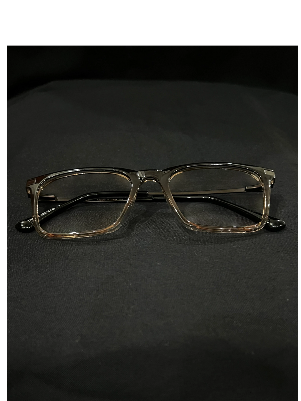 OPTICA IRIS oversized translucent rectangle eyeglasses with chunky frames and anti blue ray lens option.